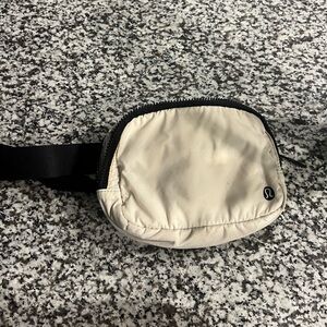 Lululemon belt bag